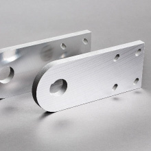 Přesné výpalky dělené na vodním paprsku